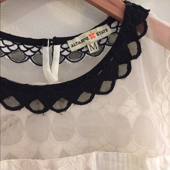 ALTAR’D STATE BLOUSE - Picture 3 of 5